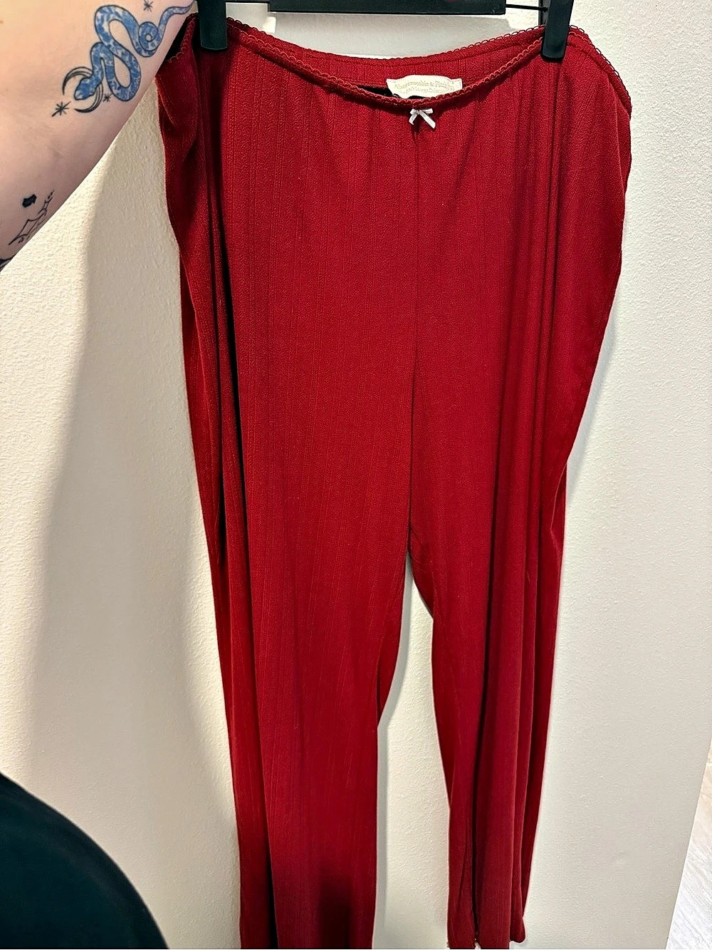 Abercrombie & Fitch Lace-Trim Waist Sleep Pant Red